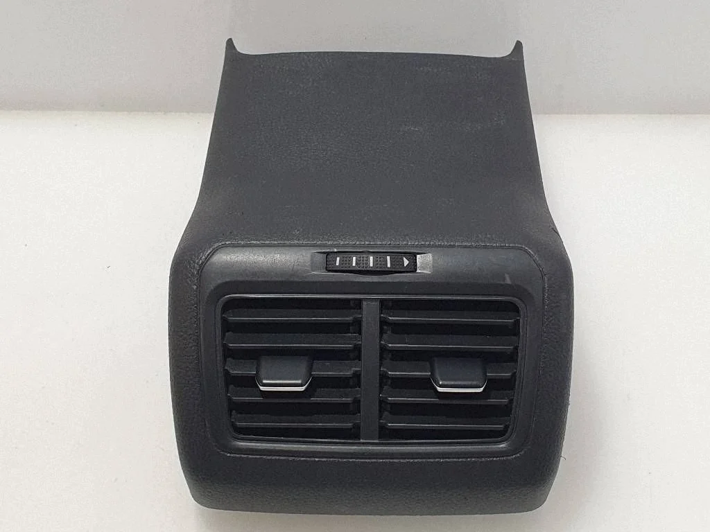 VW Golf 7 Middenconsole Bekleding 5G0863289C image 6