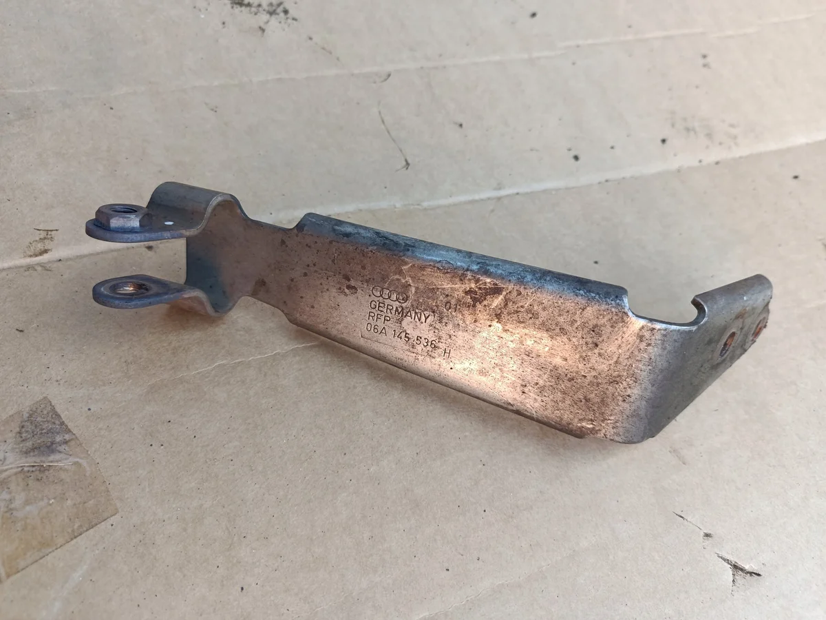 Audi VW Seat Skoda 1.8T Turbo Halter K04