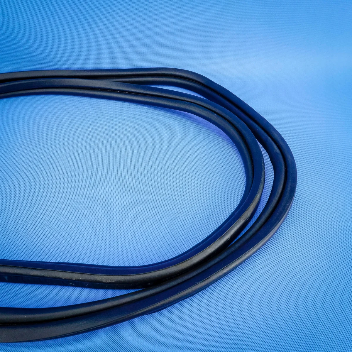 Dichtung Heckklappe BMW 5 G30 gebraucht image 3
