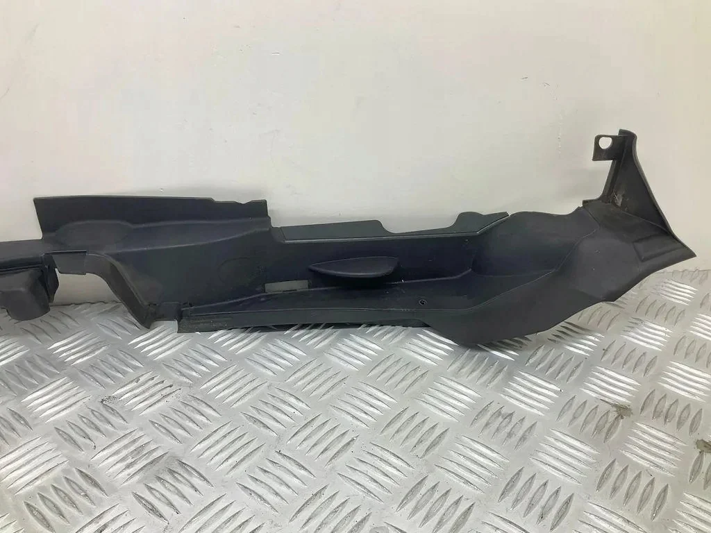 Finitura parafango Audi A4 8W0821170B image 3