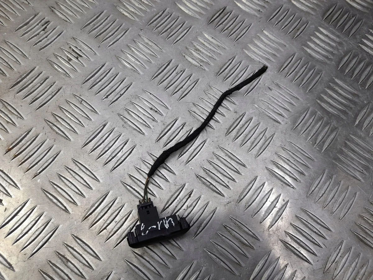 Audi Q7 4M 2018 Sensor de Luz Solar 4M0907539 image 6