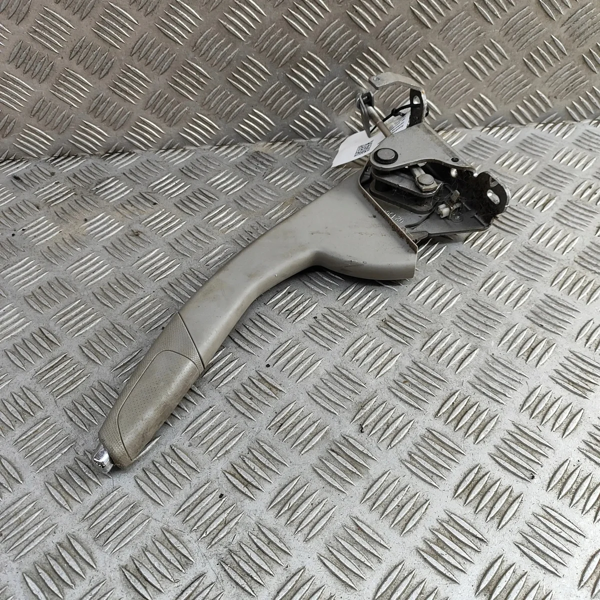 Handbromshandtag Renault Zoe 360103367R image 4