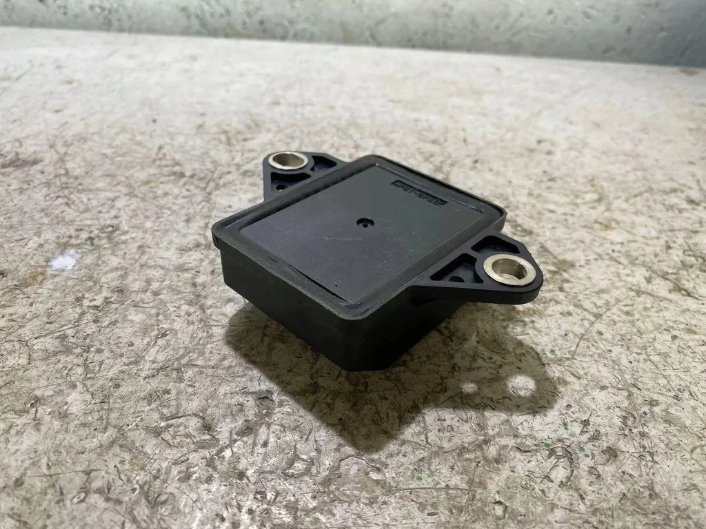 Sensor de Aceleración Toyota Land Cruiser 120 image 3