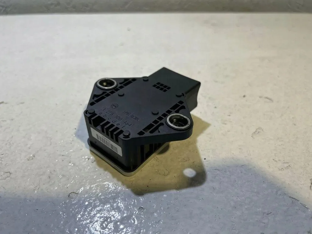 Used Acceleration Sensor Audi A4 8K0907637B