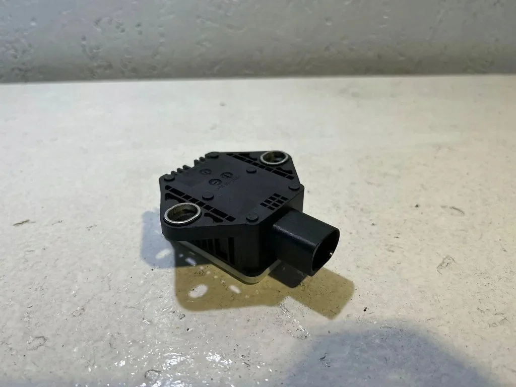 Audi A4 Sensore ESP 8K0907637A Usato