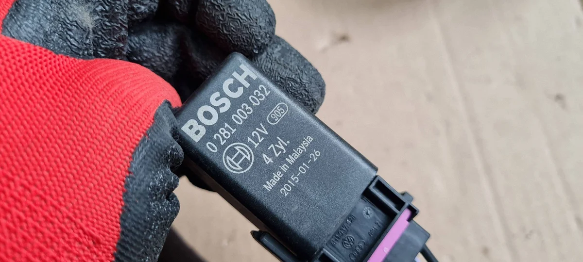 Rele hehkutulppia Audi A6 C7 2.0 TDI image 7