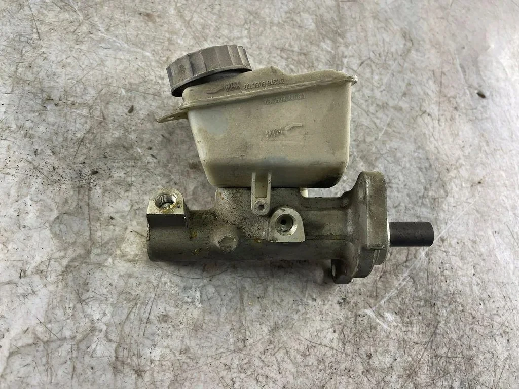 Volvo 8646006 Cylindre de frein usagé image 4