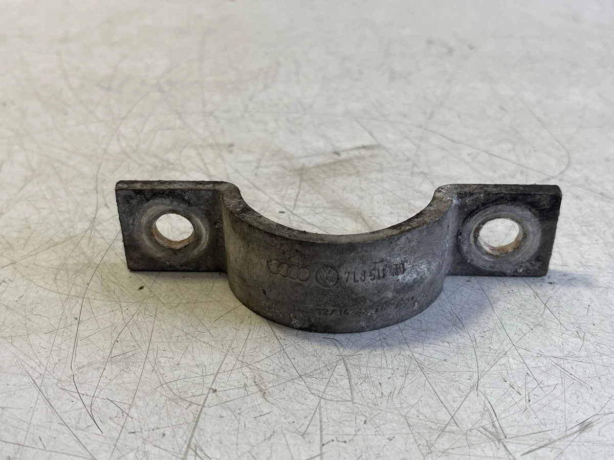 Porsche Cayenne 92A 7L8511418 Support Barre Stabilisatrice Arrière