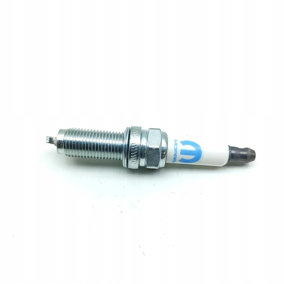 Used Spark Plug for Chrysler 300C SP149125AF image 7