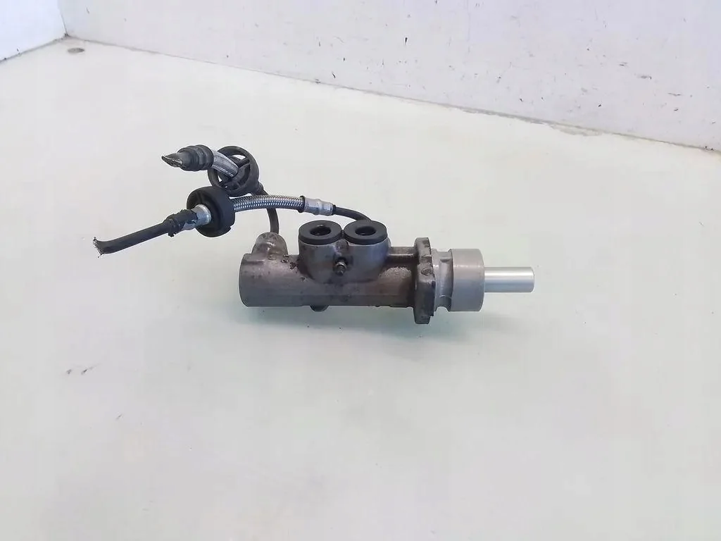 Brake Master Cylinder VW Golf IV 1.9 TDI Used