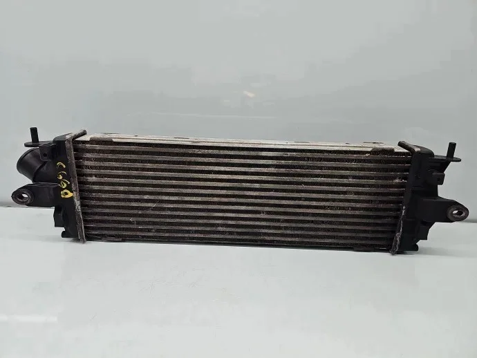 Intercooler Opel Vivaro 2.0 CDTI Gebruikt