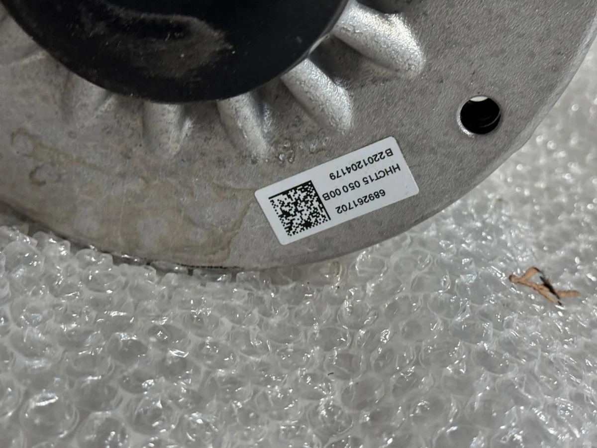 Mini Countryman F60 LCI etujousitus oikea image 6