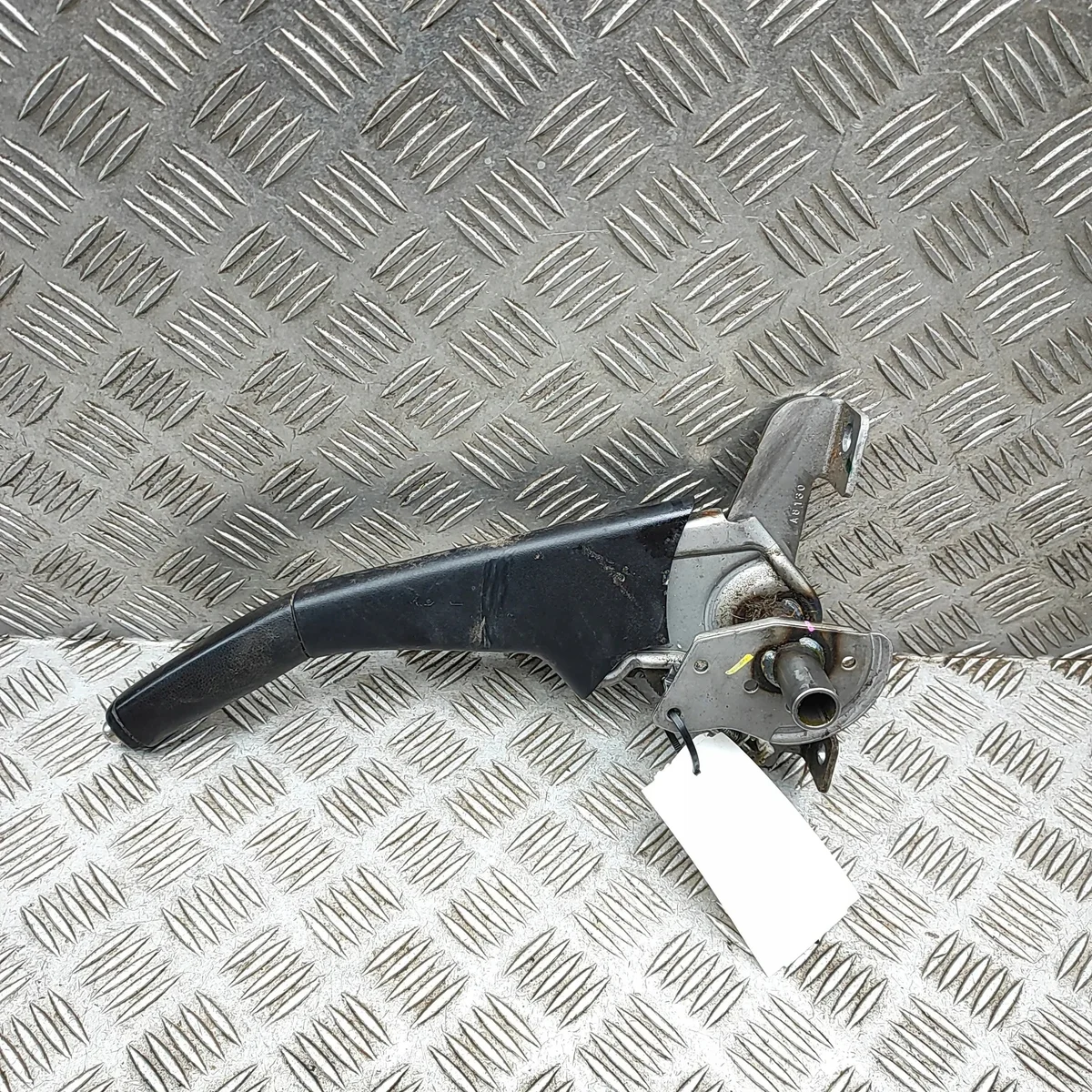 Handbremshebel Mitsubishi L200 / Triton 4815A108