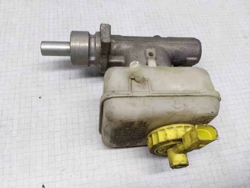 Cylindre de roue VW Bora 1.9 TDI 2002 image 3