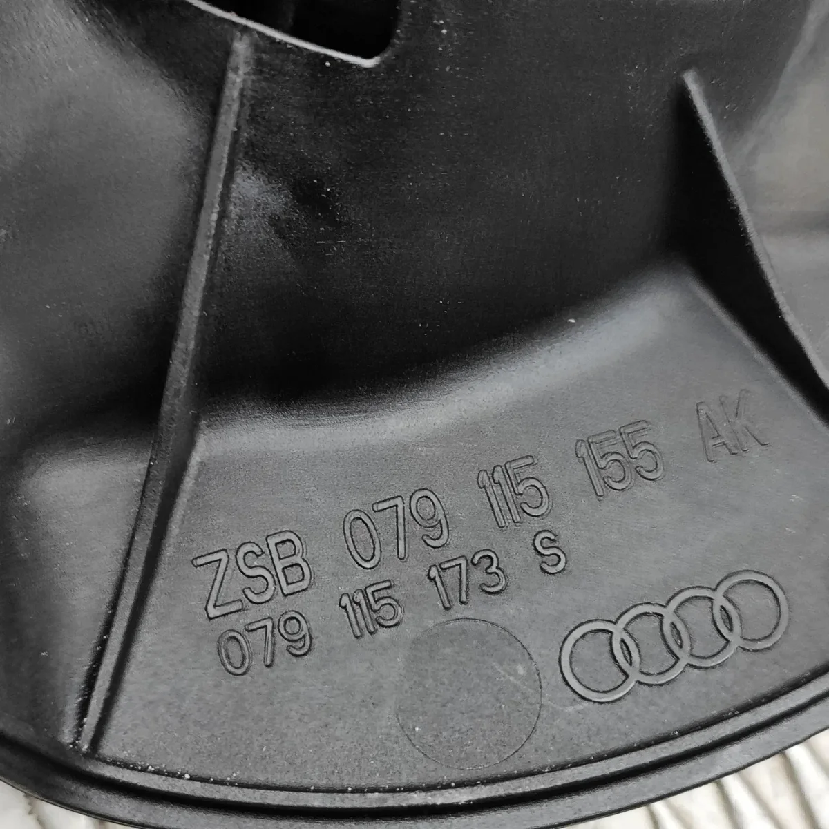 Oliepomp Audi A5 (8T3) 4.2L 331kw 2011 image 6
