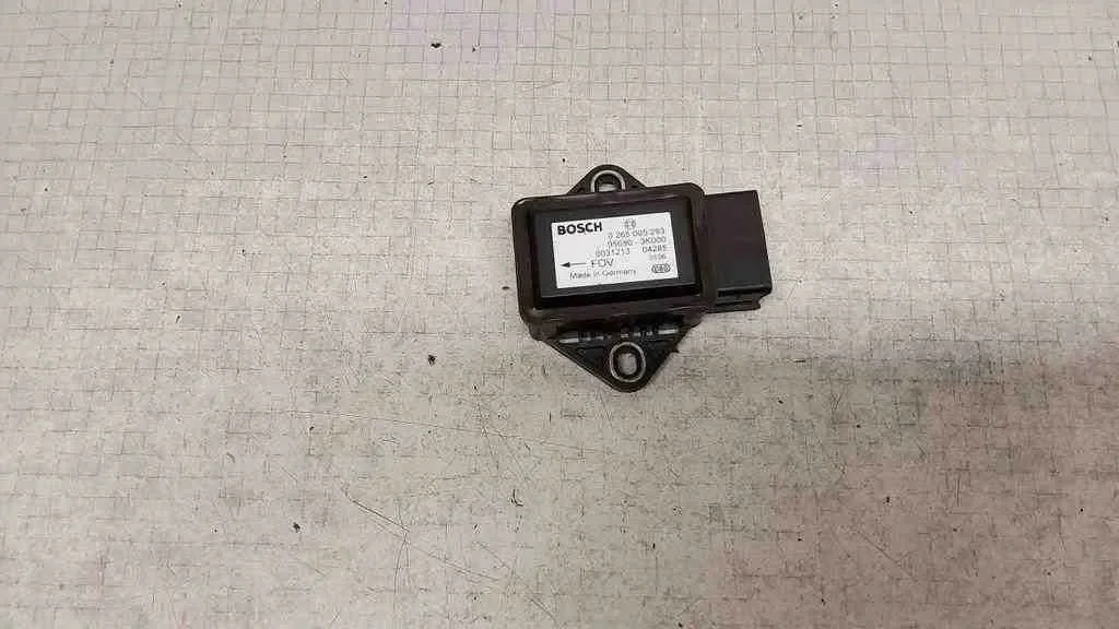 Beschleunigungssensor Hyundai Santa Fé II 956903K000