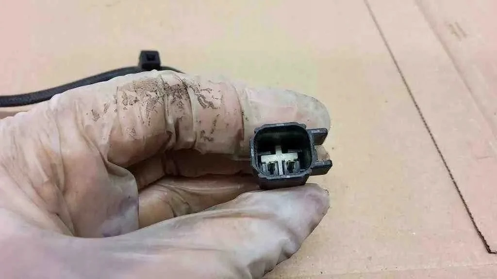 Jäähdytysnesteen lämpötila-anturi Ford B-MAX image 7