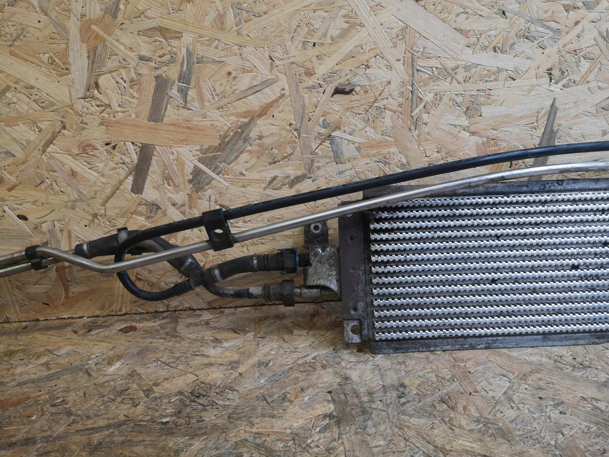 Range Rover Velar L560 Cooler Combustível M8A2-9J280-EB image 9