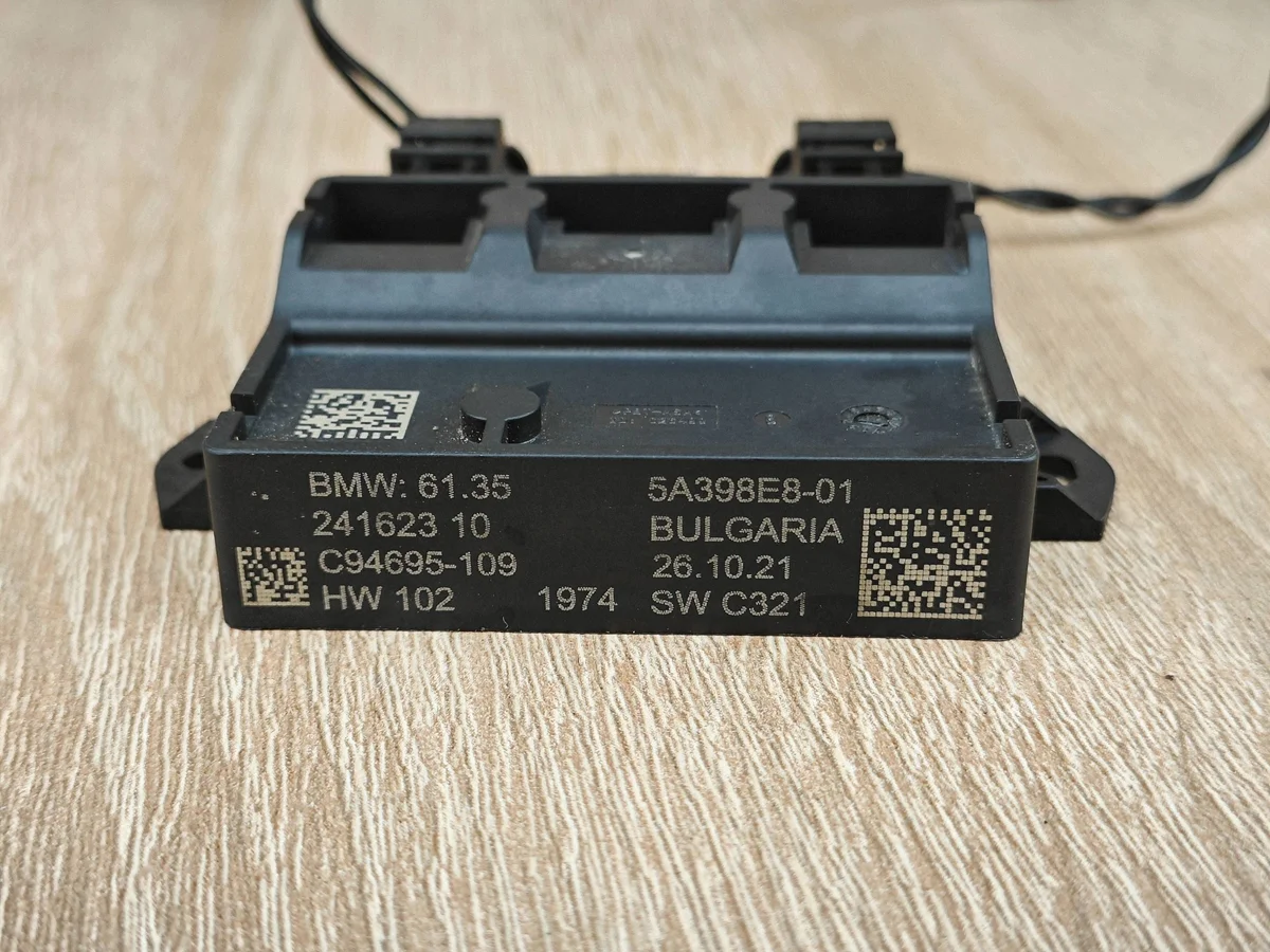 BMW 8 G15 Coupe Smart Opener Module 5A398E8 image 6