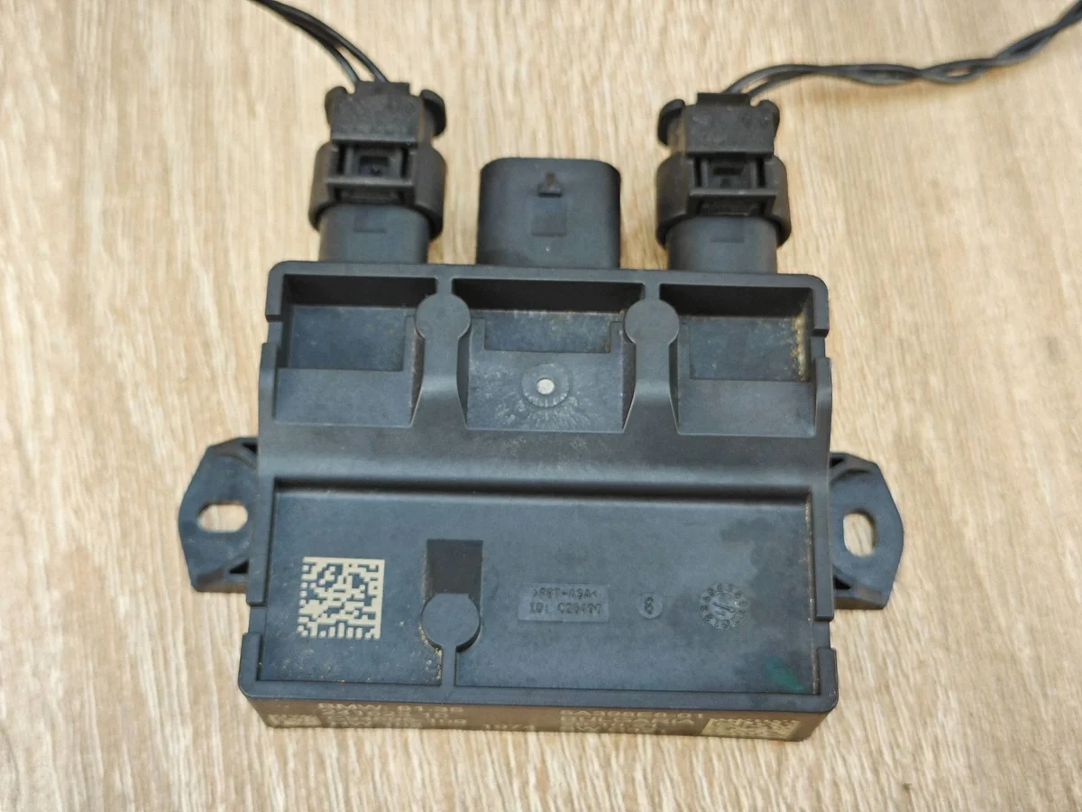 BMW 8 G15 Coupe Smart Opener Module 5A398E8 image 7