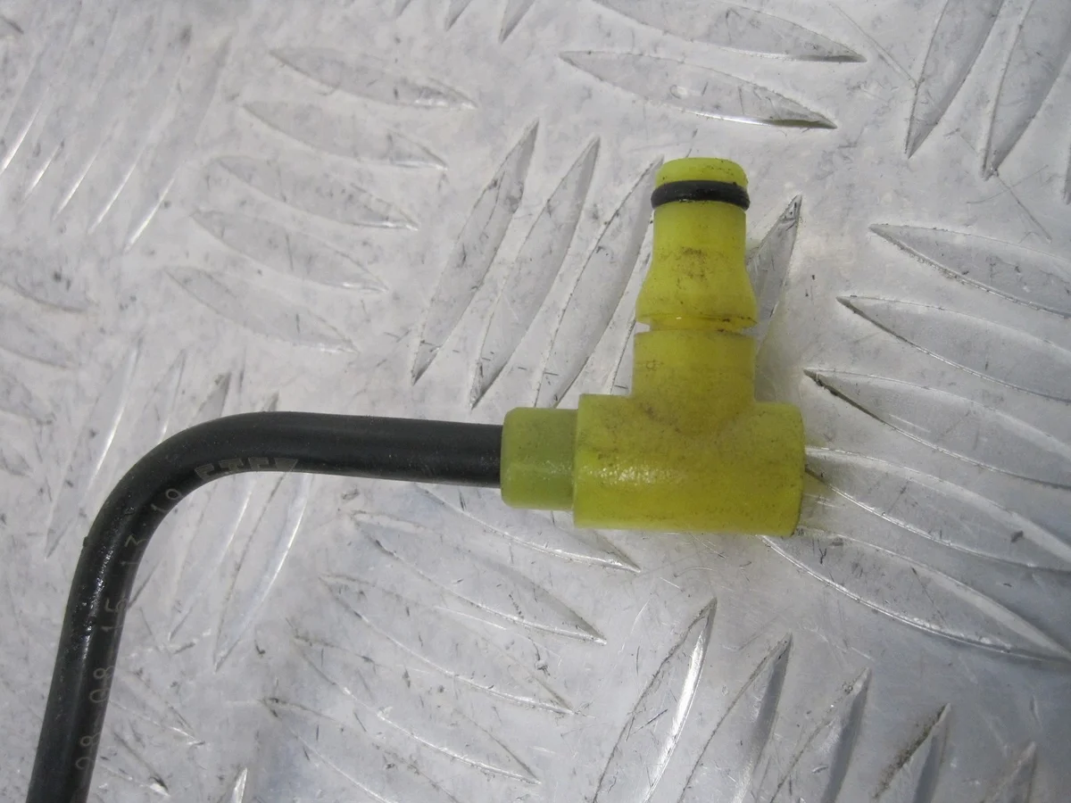 Kupplungspumpe Rohr Citroen C3 C4 Cactus 9812926880 image 3