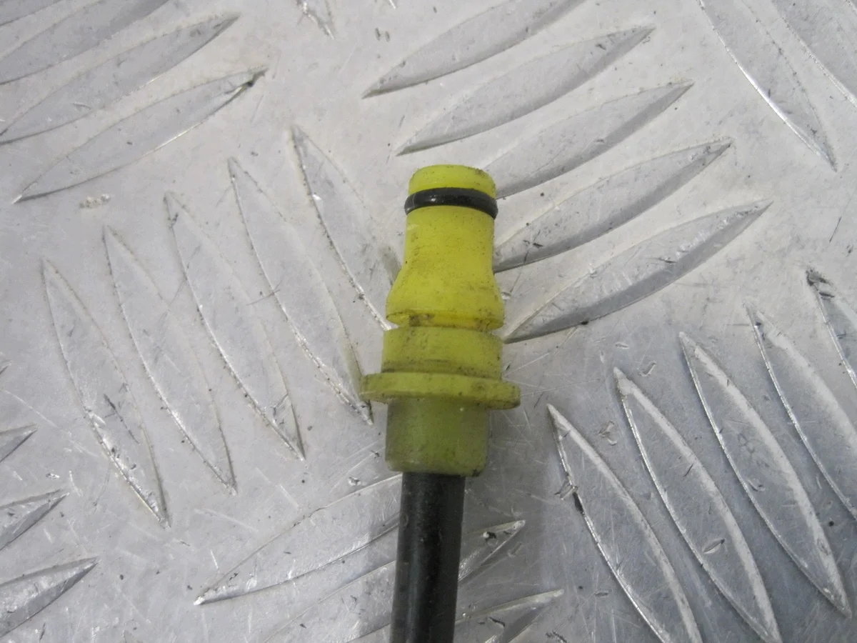 Kupplungspumpe Rohr Citroen C3 C4 Cactus 9812926880 image 4