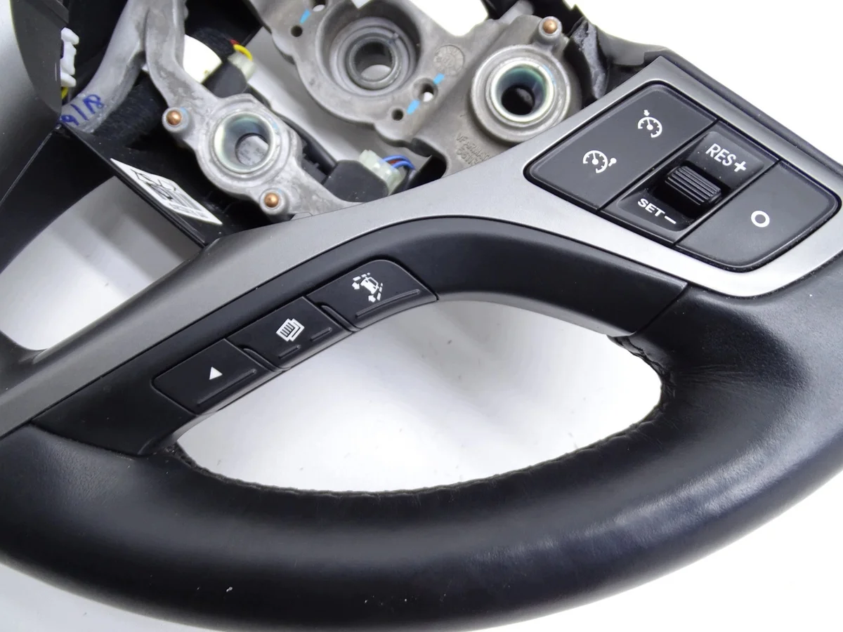 Lenkrad Leder Multifunktion Hyundai i40 56113-3Z000 image 3