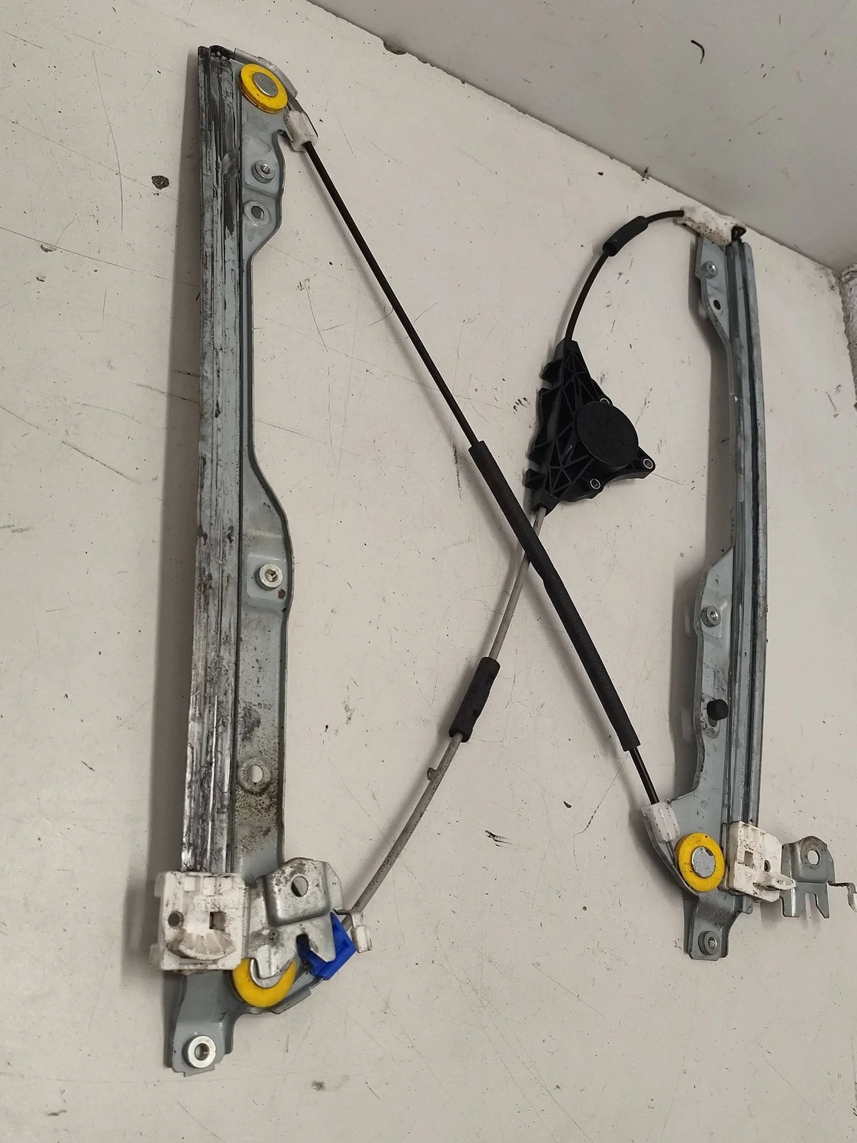Nissan X-Trail T31 Fensterheber Manuell Links image 4
