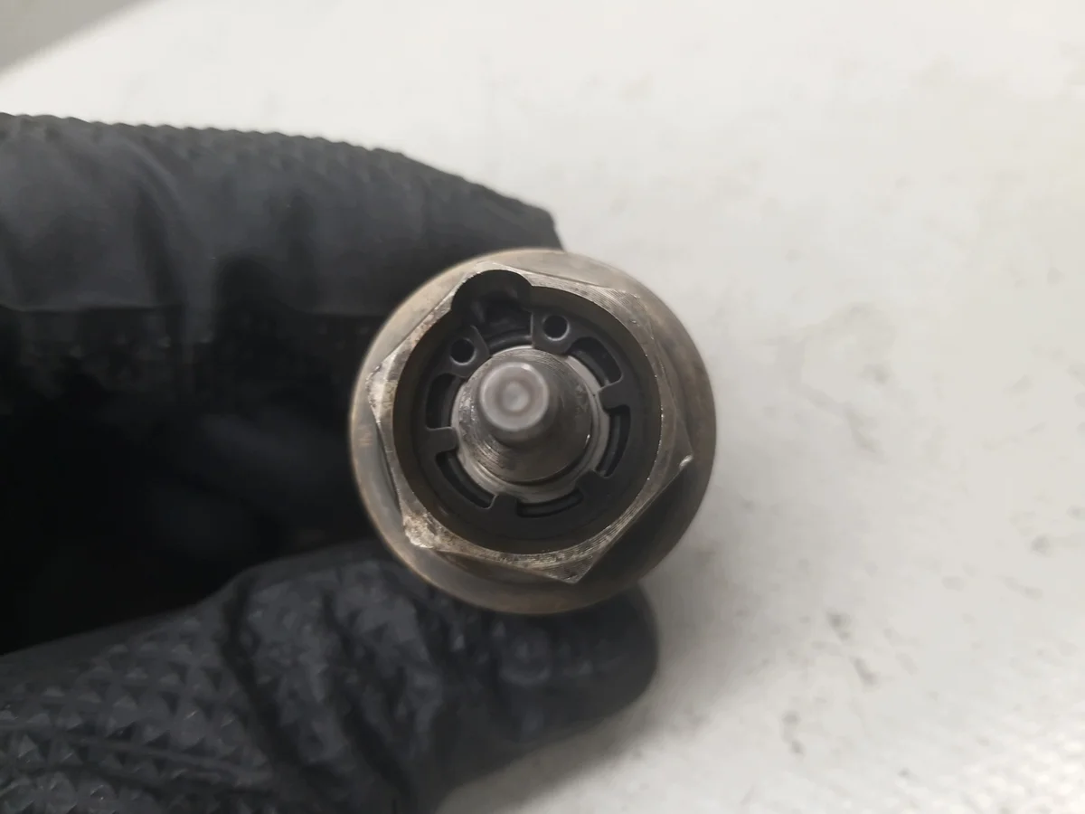 Nockenwellenversteller Schraube 1.2 Turbo Opel Astra K image 4