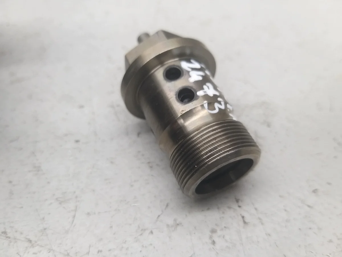 Nockenwellenversteller Schraube 1.2 Turbo Opel Astra K image 6