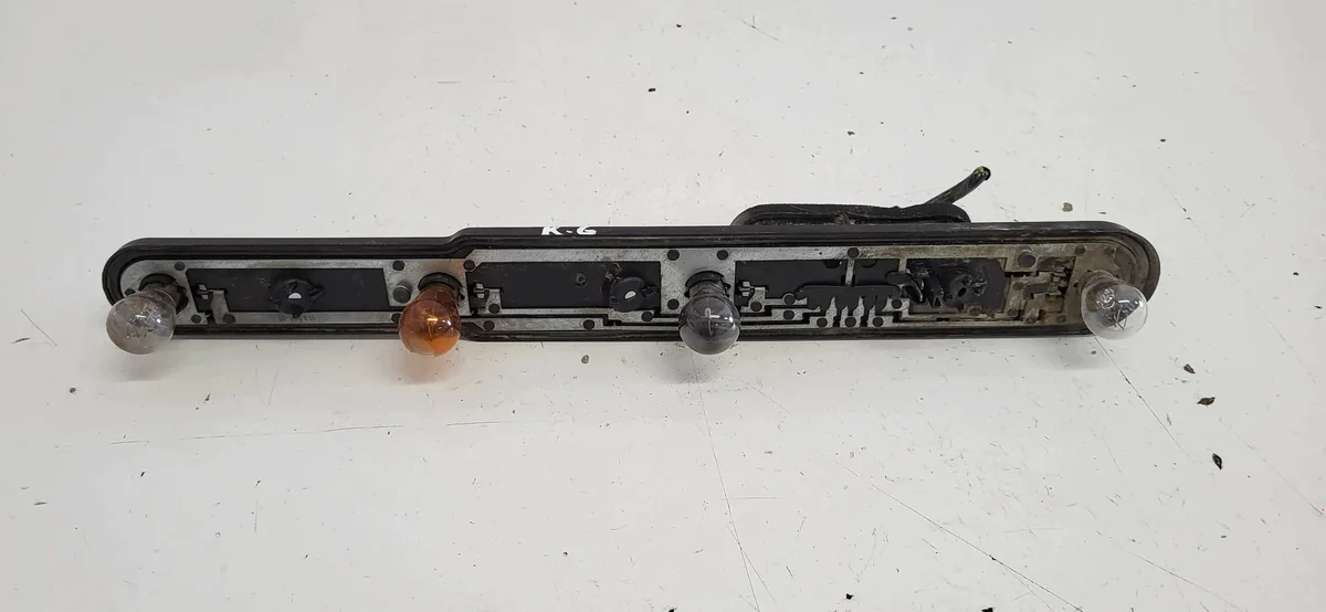 Baklykta kontakt Ford C-MAX DM2