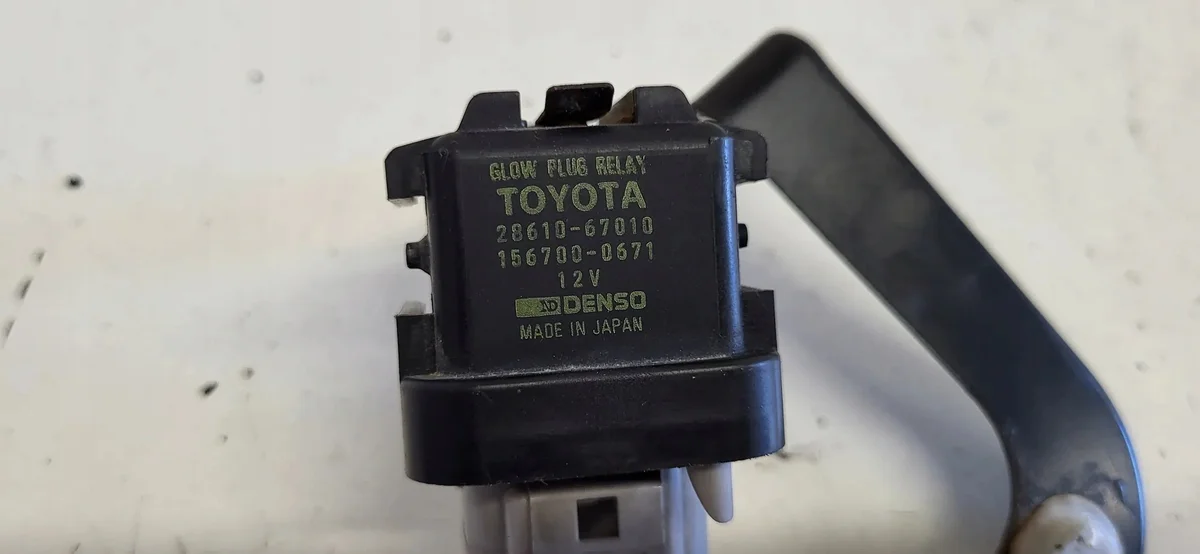 Zündkerzen Toyota Yaris Verso 1.4L Diesel image 5