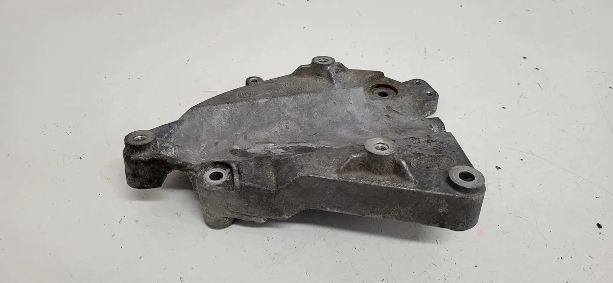 Suporte AC Land Rover JPLA19D624AB Usado