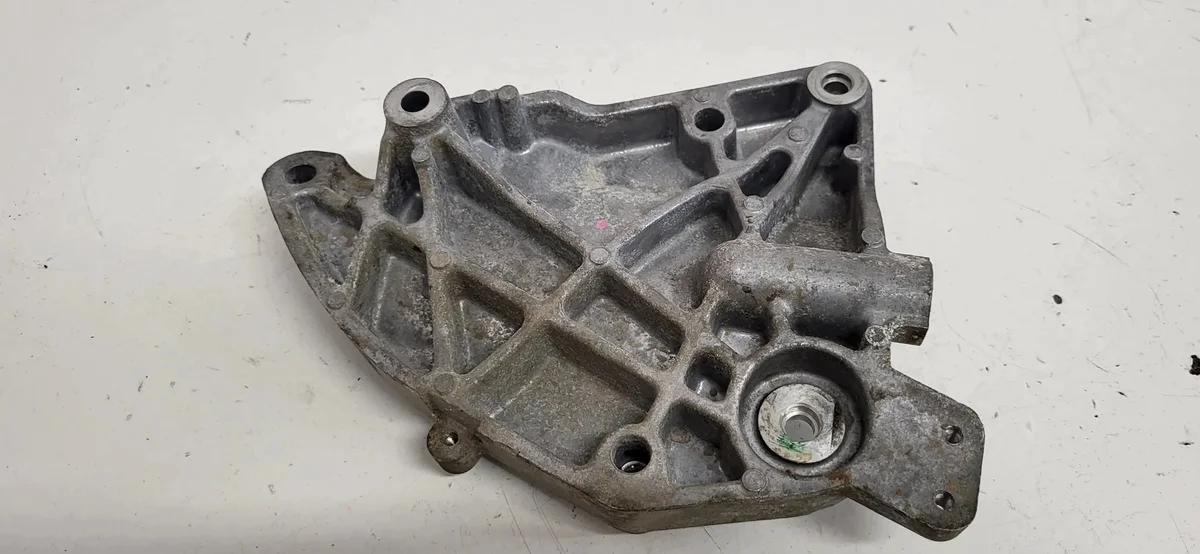 Suporte AC Land Rover JPLA19D624AB Usado image 6