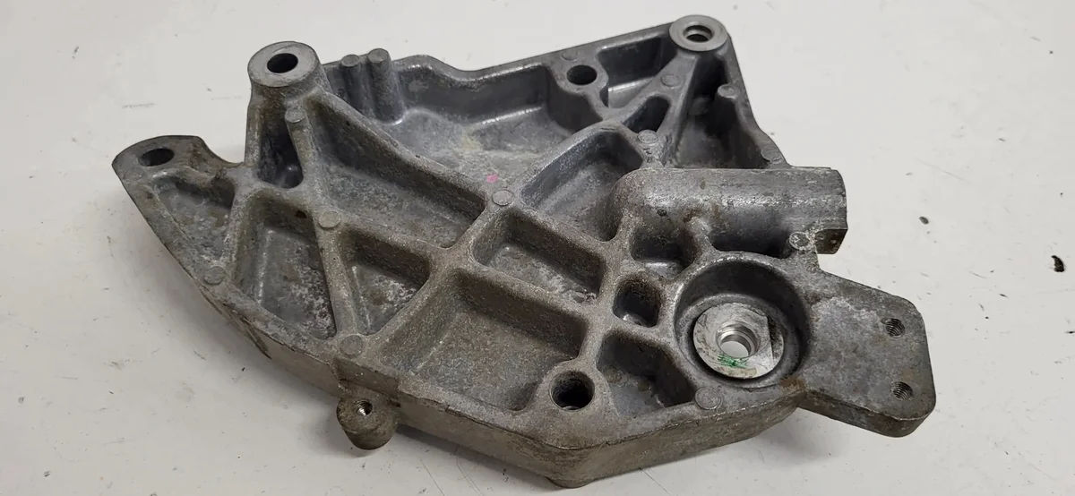 Suporte AC Land Rover JPLA19D624AB Usado image 7