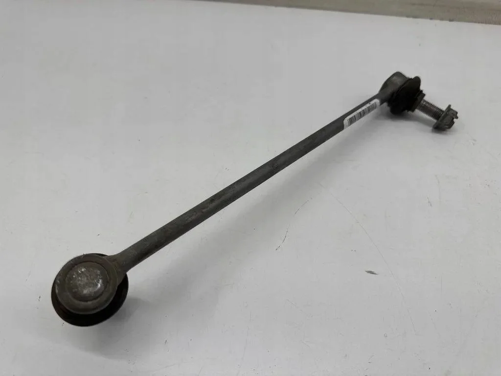Vakaajan linkki BMW 13399715, käytetty