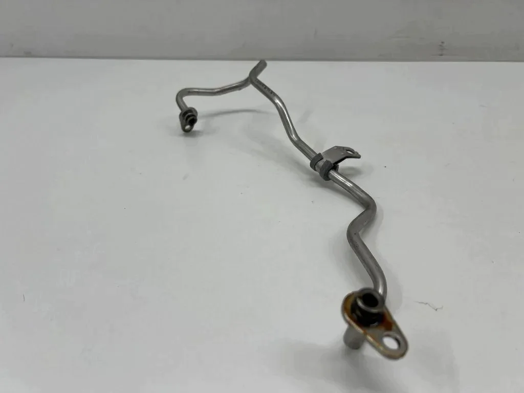 Turbosmartzölleitung Skoda Superb 1.4L 04E145140AC image 3