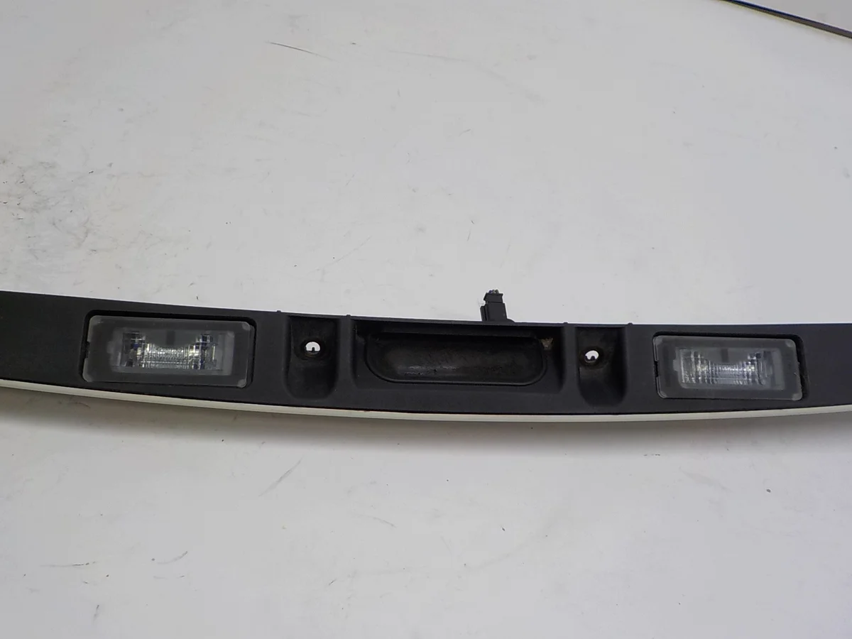 Mini Cooper R56 Plaque de hayon 7151140 YUU image 4