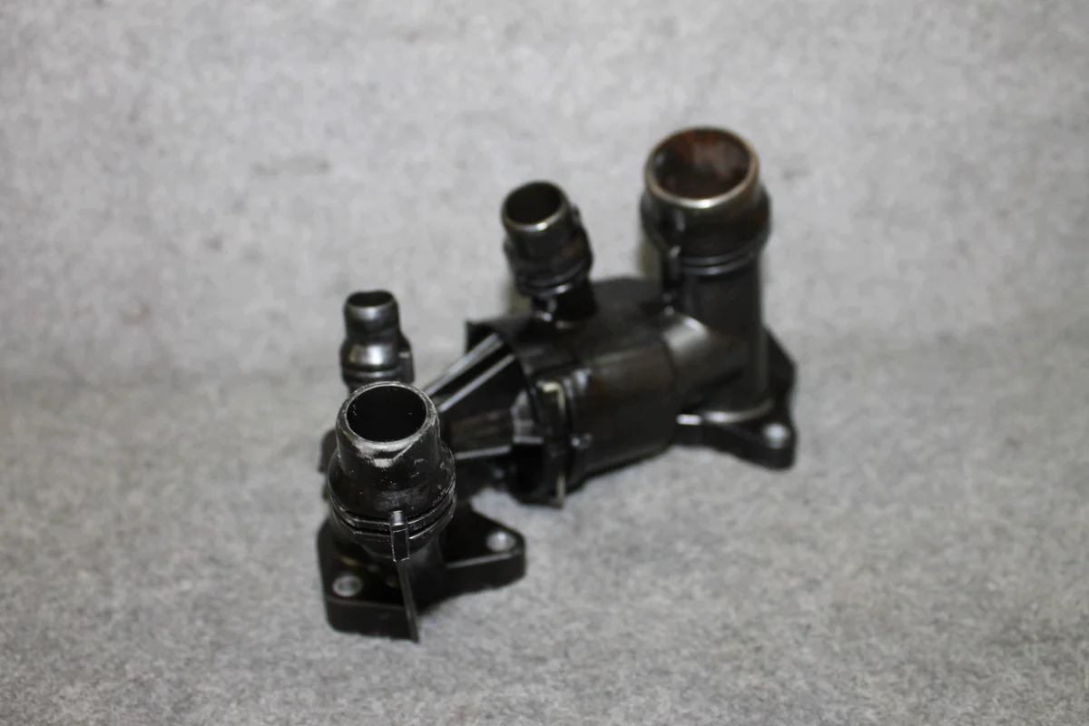 Termostato BMW G20 G30 G11 G12 G05 3.0D 4.0D B57