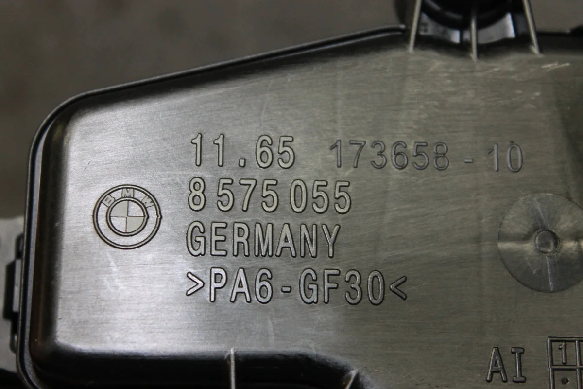 BMW G30 G12 G14 G01 4.0D B57 Unterdruckbehälter image 4