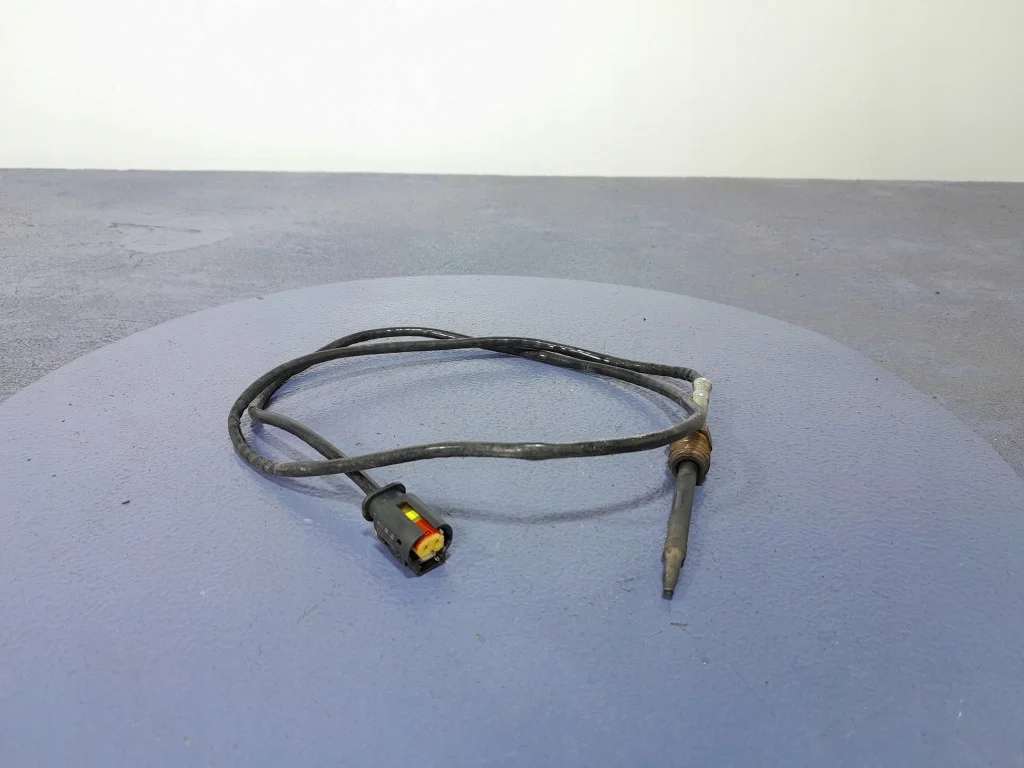 BMW G20 G21 3.0 D B57 pakokaasun lämpötila-anturi