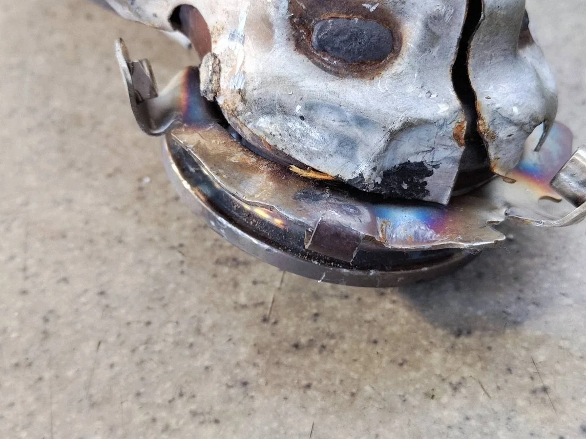 Filtre DPF Citroën C4 III 1.2 THP 984821978010A image 3