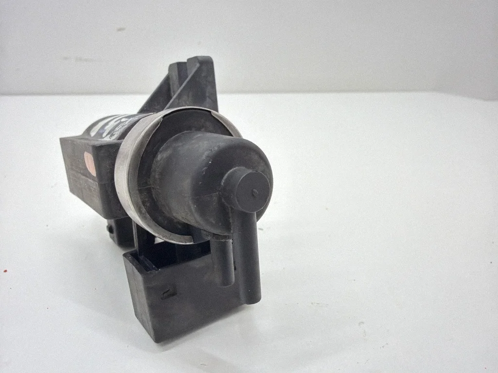 Valvola Elettromagnetica BMW 5 E60 2.5 Diesel image 6