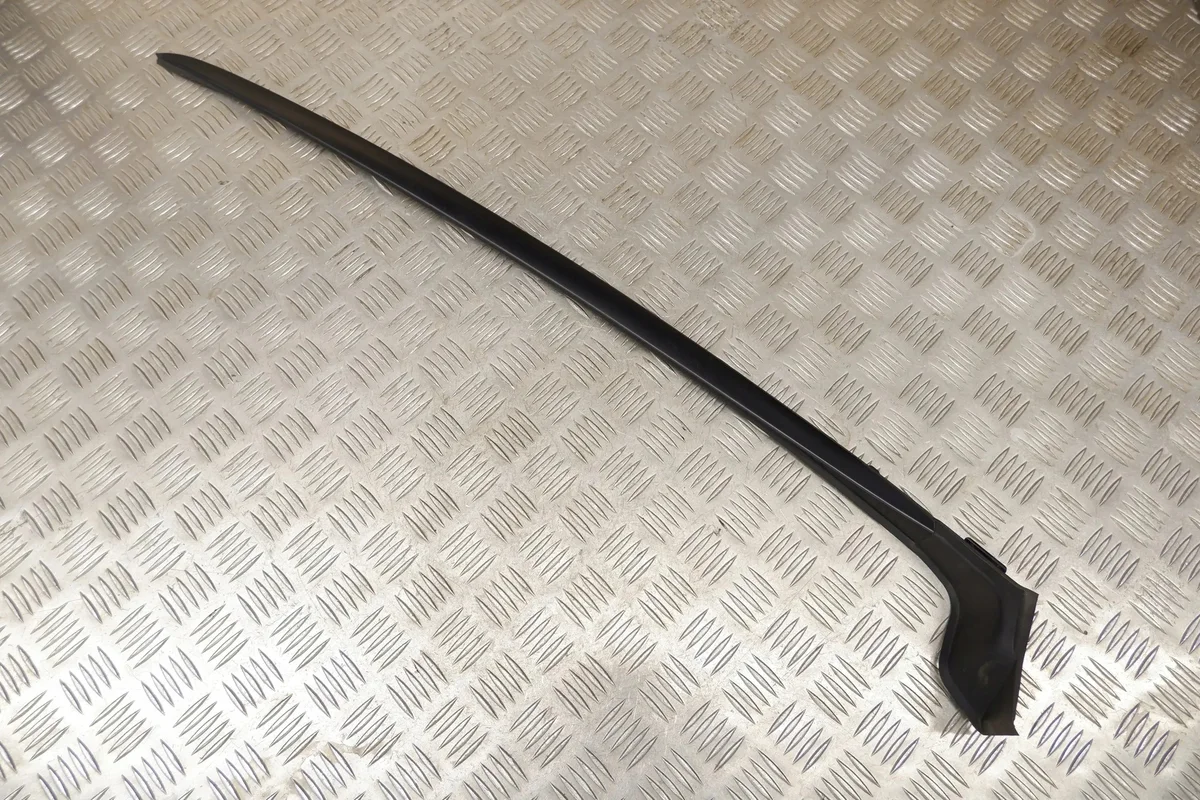Lexus 7553633070 - Proteção para-brisa