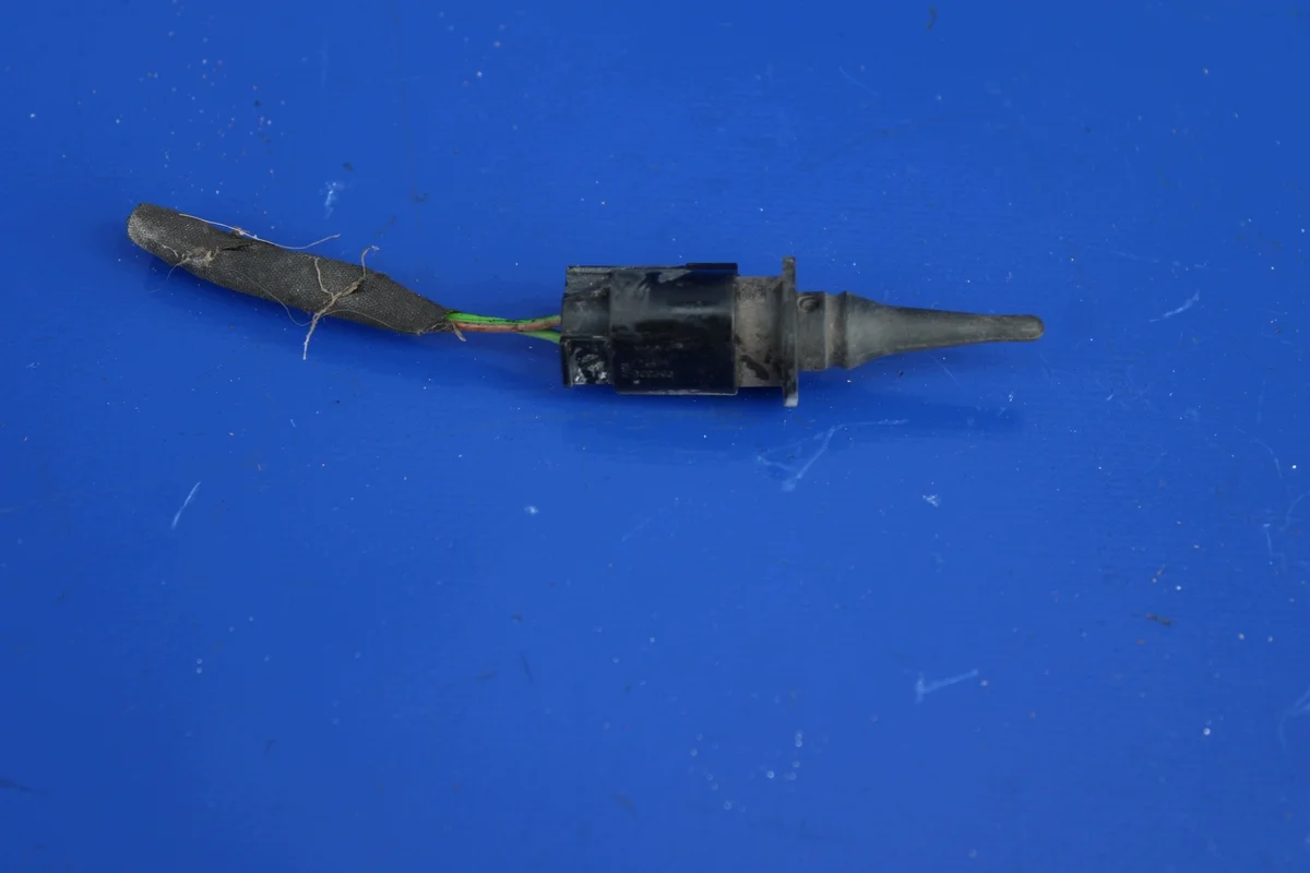 Buitentemperatuursensor Mercedes W212 W207 W204
