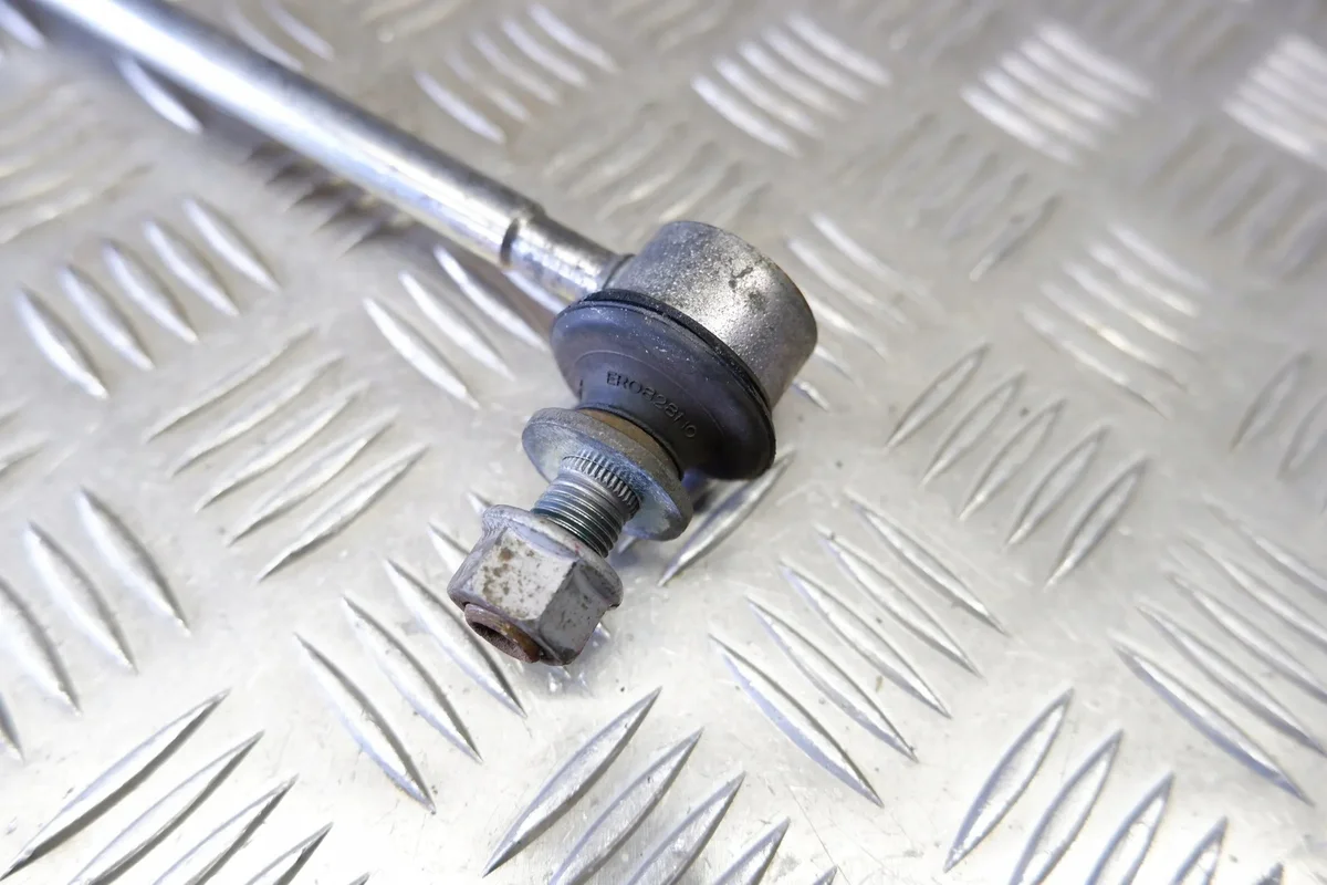 Stabilisatorstrebe vorne rechts Toyota Prius Plus image 3