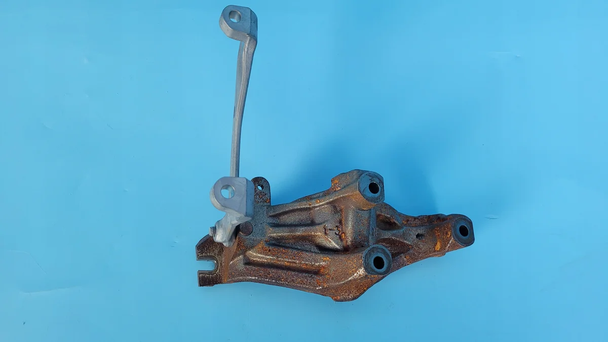 Support moteur Mercedes W206 A6540961700 image 3