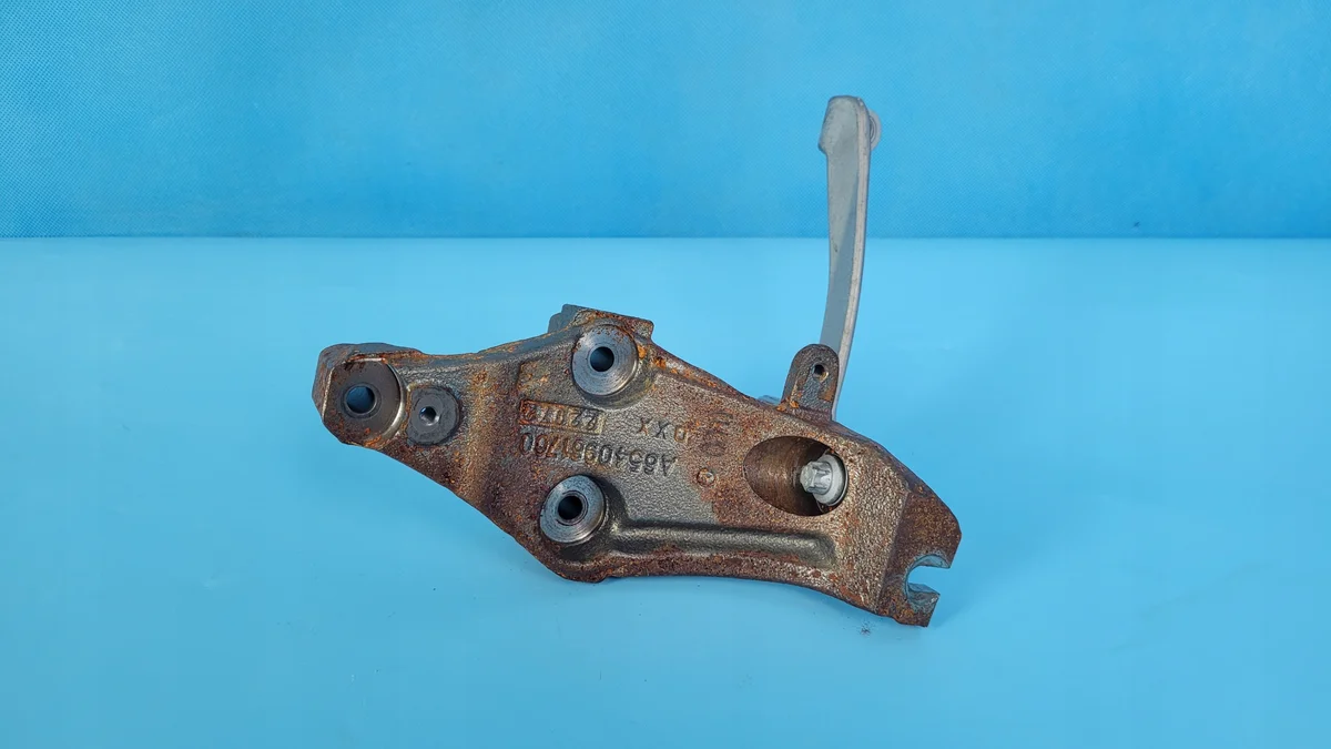 Support moteur Mercedes W206 A6540961700 image 6