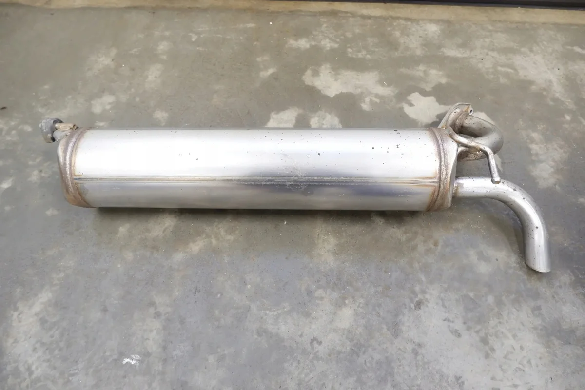 Auspufftopf Toyota 17430F3040 gebraucht image 3