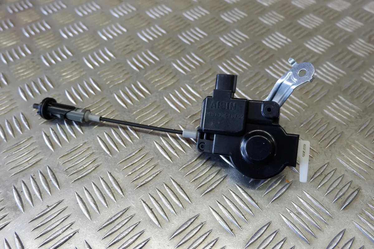 Fuel Filler Flap Actuator Lexus CT 1.8 Hybrid